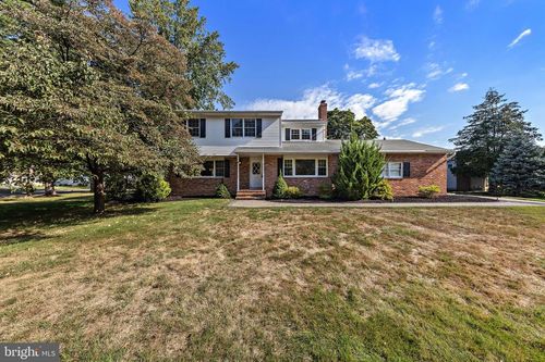 12 Berkshire Dr, PRINCETON JUNCTION, NJ, 08550-1233 | Card Image