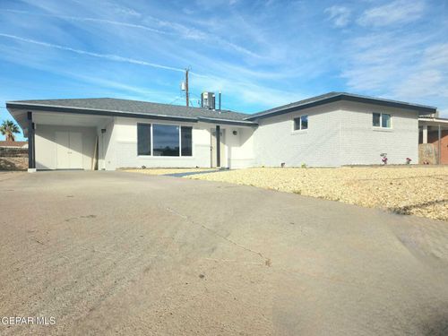 5845 Threadgill Ave, El Paso, TX, 79924-6323 | Card Image