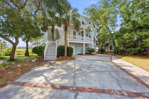 27 Drayton Ct, Pawleys Island, SC, 29585-5774 | Card Image