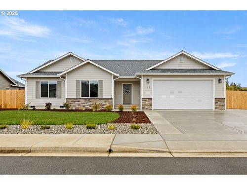 109 Citation Ct, Winston, OR, 97496-7597 | Card Image