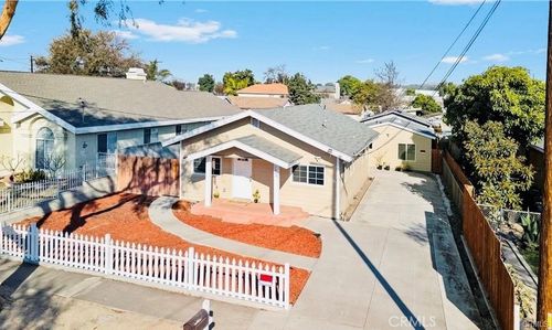 c-3809 Carol Dr, Fullerton, CA, 92833-2898 | Card Image
