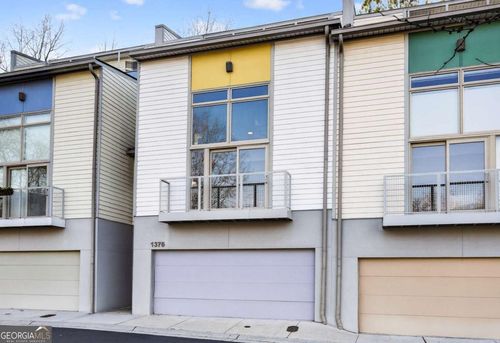 1376 Stirling Circle Nw, Atlanta, GA, 30318 | Card Image