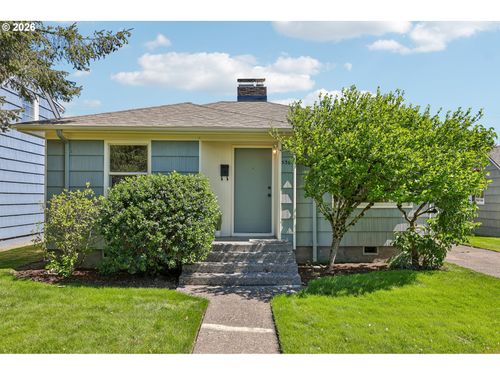 536 28th Ave, Longview, WA, 98632 | Card Image