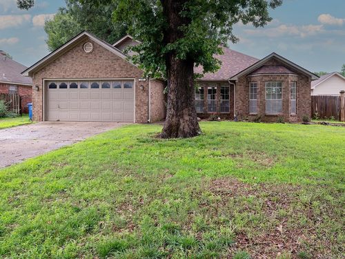 2905 Adam St, Conway, AR, 72034-5503 | Card Image