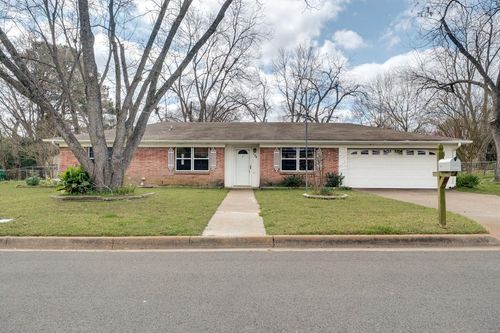 128 Clearview Dr, Palestine, TX, 75803-5616 | Card Image