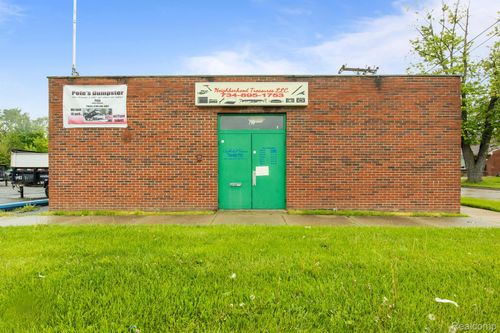 710 Middlebelt Rd, Inkster, MI, 48141-1175 | Card Image