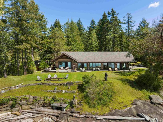 810 Sunset Drive, House other with 4 bedrooms, 4 bathrooms and 2 parking in Salt Spring Island BC | Image 7