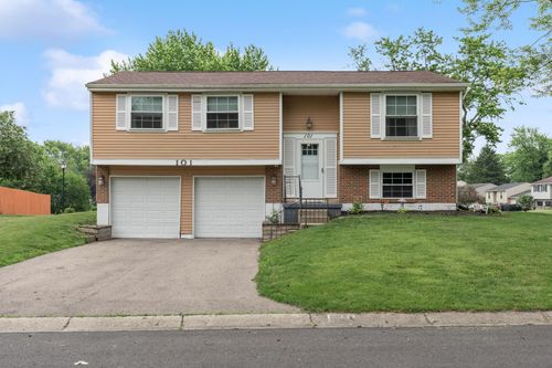 101 Westrock Farm Dr, Englewood, OH, 45322-2945 | Card Image