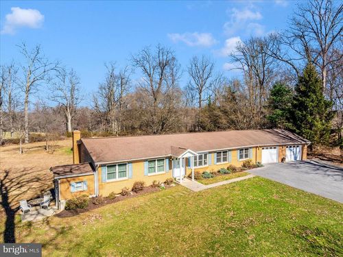 10523 Rolling Green Ct, CLARKSBURG, MD, 20871-8529 | Card Image