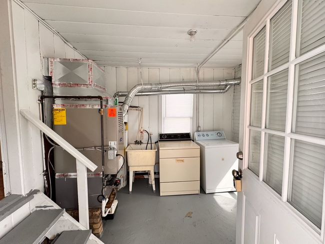 20826 Gentner St, House other with 3 bedrooms, 1 bathrooms and null parking in Warren MI | Image 24