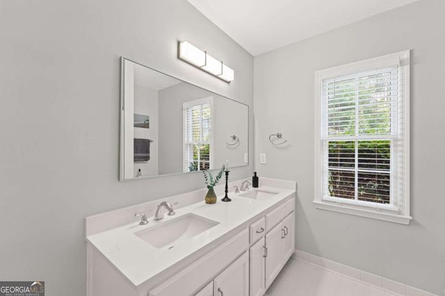 11155 Highfield Chase Dr, House other with 5 bedrooms, 3 bathrooms and 2 parking in Johns Creek GA | Image 33