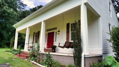 592 Fayetteville Rd, Fairburn, GA, 30213-1717 | Card Image