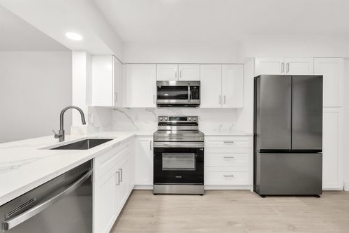 apt-102-7290 Kinghurst Dr, Delray Beach, FL, 33446-2981 | Card Image