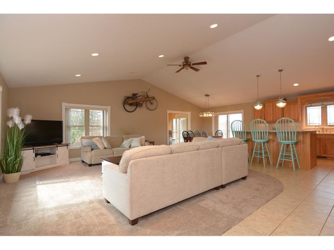 S3008 Ault Rd, House other with 3 bedrooms, 3 bathrooms and null parking in REEDSBURG WI | Image 11