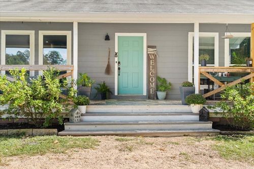 122 County Road 5019, Cleveland, TX, 77327-3270 | Card Image