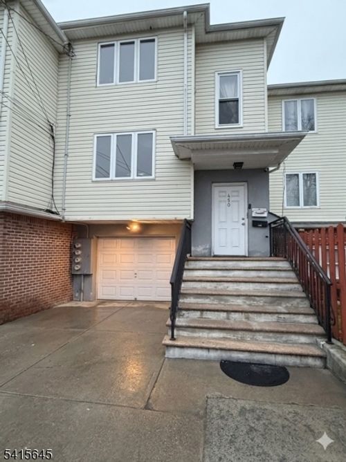 450 Lidgerwood Ave, Elizabeth, NJ, 07202-3323 | Card Image