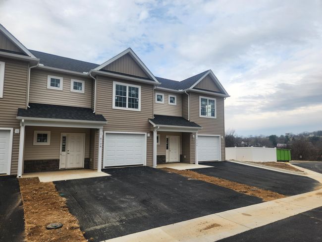 Warren Newcomb lots 8 and 9 front | Image 5