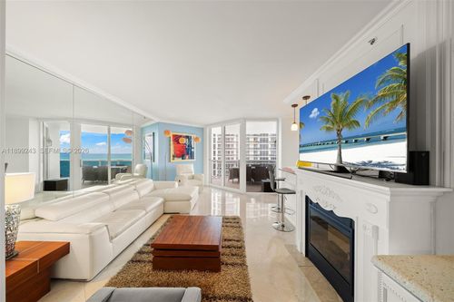 1708-4775 Collins Ave, Miami Beach, FL, 33140-3265 | Card Image