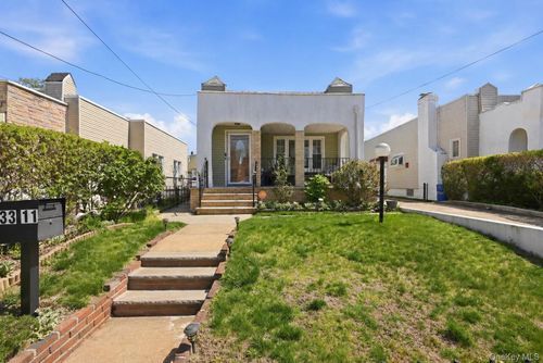 13311 231st Street, New York, NY, 11413 | Card Image