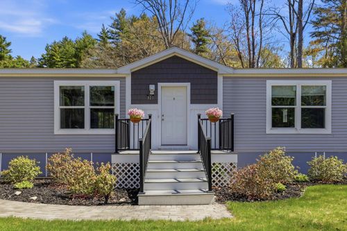 30 Emile Dr, Allenstown, NH, 03275-2210 | Card Image