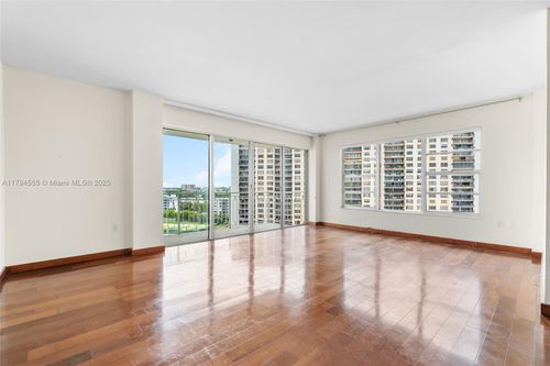 10h-11111 Biscayne Blvd, Miami, FL, 33181-3404 | Card Image
