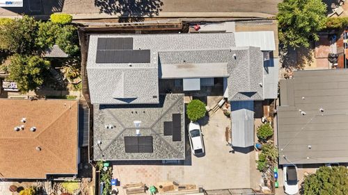 2000 Miramar Ave, Castro Valley, CA, 94578-1585 | Card Image