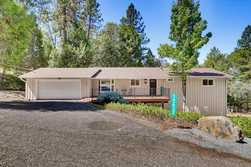 15632 Shannon Way, Nevada City, CA, 95959-8944 | Card Image