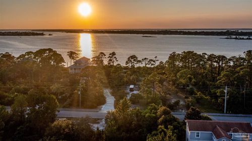 14000 River Rd, Pensacola, FL, 32507-9630 | Card Image