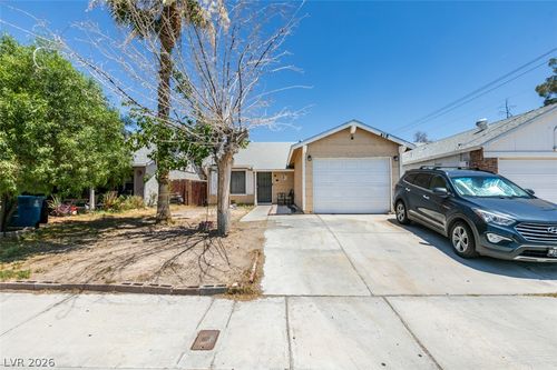 418 Linn Ln, Las Vegas, NV, 89110-3831 | Card Image