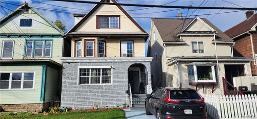 21 Victory Ave, Lackawanna, NY, 14218-1520 | Card Image