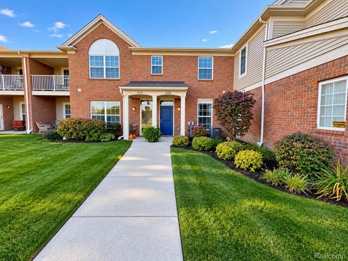 260-28380 Adler Park Drive S, Chesterfield Township, MI, 48051 | Card Image