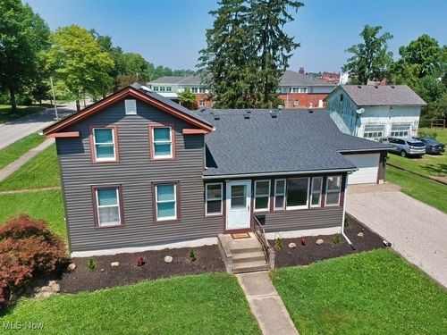 142 Magyar St, Wellington, OH, 44090-1216 | Card Image
