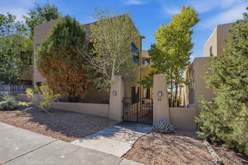 95 Avenida Frijoles, Santa Fe, NM, 87507-3431 | Card Image
