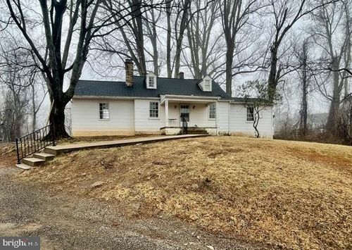 226 Combs Dr, WARRENTON, VA, 20186-2513 | Card Image