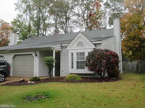 229 Ashridge Ln, Newport News, VA, 23602-8304 | Card Image