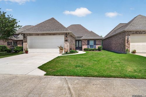 5351 Courtyard Dr, Gonzales, LA, 70737-8560 | Card Image