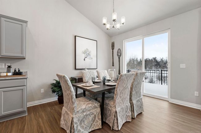 Dining | Image 9