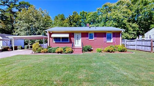 300 Hillside Dr, Lexington, NC, 27295-1509 | Card Image