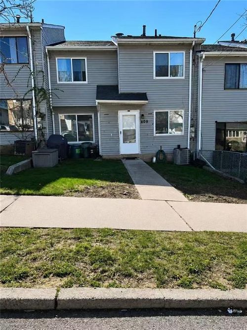 409 Neckar Avenue, Staten Island, NY, 10304 | Card Image