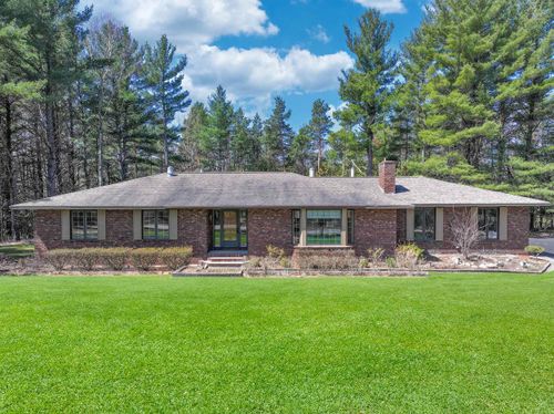 7021 Cook Rd, Williamsburg, MI, 49690-8707 | Card Image