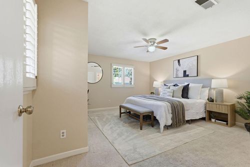 10 Park West Court, Sacramento, CA, 95831 | Card Image