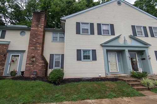 286 Constitution Dr, Chillicothe, OH, 45601-2121 | Card Image