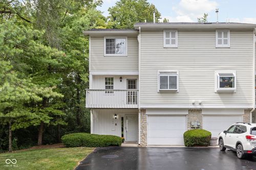 6746 Shore Island Dr, Indianapolis, IN, 46220-1105 | Card Image