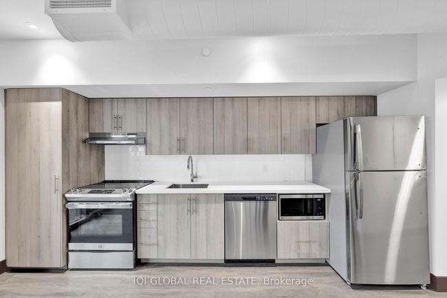 404 - 121 King St E, Condo with 1 bedrooms, 1 bathrooms and null parking in Hamilton ON | Image 11