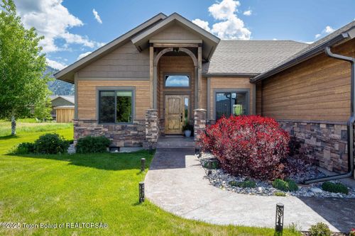 479 Columbine St, Alpine, WY, 83128-5002 | Card Image