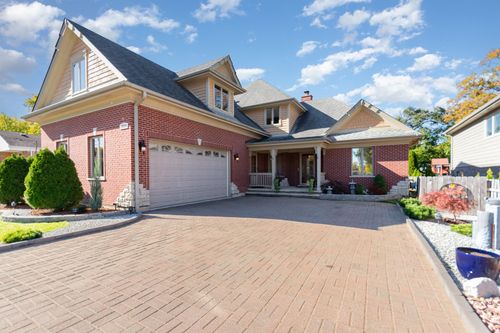 7706 Garden Ln, Justice, IL, 60458-1336 | Card Image