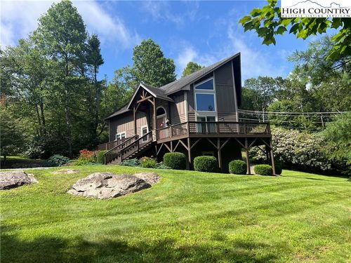 126 Knob Rd, Blowing Rock, NC, 28605-9512 | Card Image