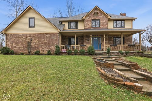 8848 Classic Cir, Indianapolis, IN, 46217-6037 | Card Image