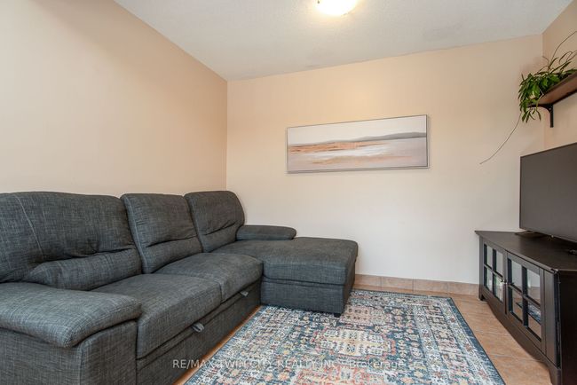 32 - 634 Strasburg Rd, Condo with 3 bedrooms, 2 bathrooms and 1 parking in Kitchener ON | Image 25