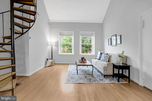apt-c2-4822 29th St S, ARLINGTON, VA, 22206-1342 | Card Image